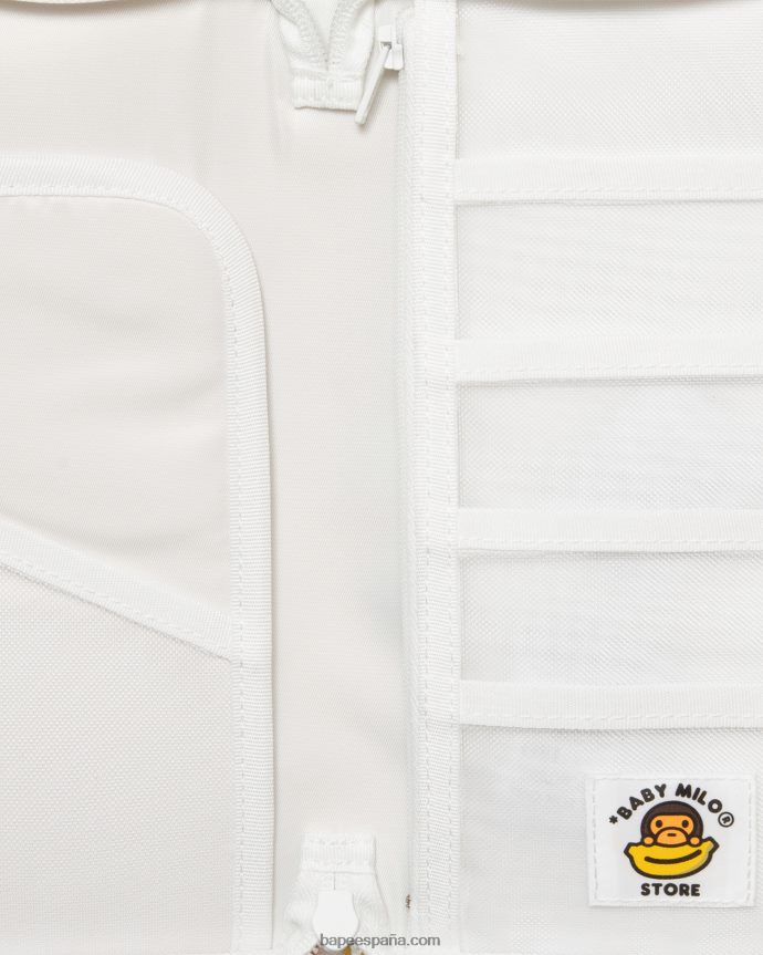 hombres A Bathing Ape titular del pasaporte 288PLL756 caso