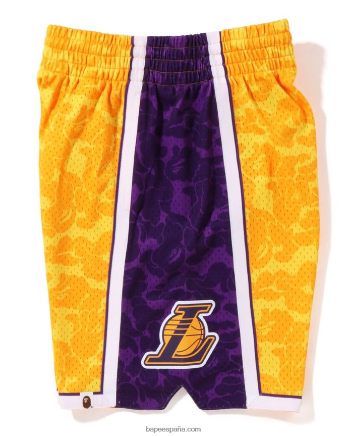 hombres A Bathing Ape pantalones cortos de jersey x m&n los angeles lakers 288PLL362 amarillo