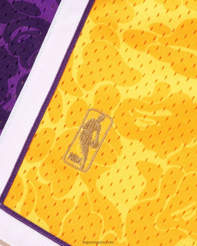 hombres A Bathing Ape pantalones cortos de jersey x m&n los angeles lakers 288PLL362 amarillo