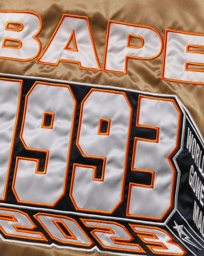 hombres A Bathing Ape chaqueta universitaria de nailon 288PLL181 oro