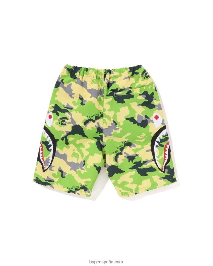 niños A Bathing Ape shorts de playa Woodland Camo Side Shark 288PLL1387 ejercito verde